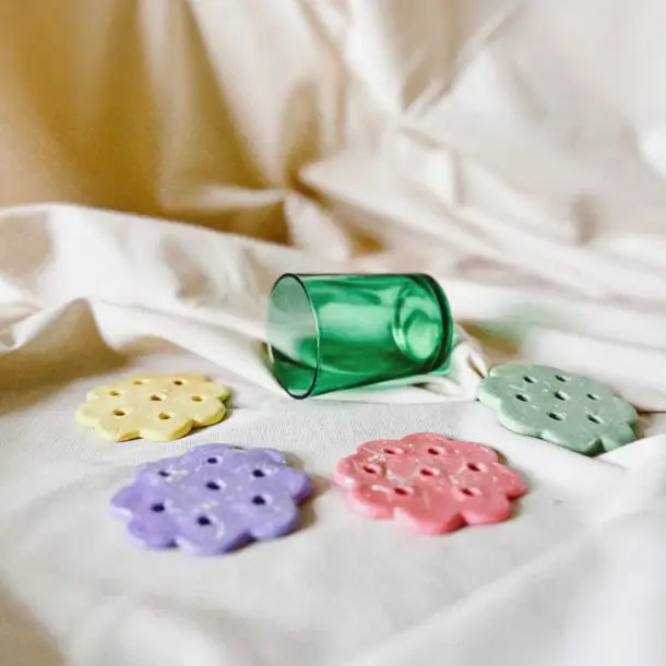 lherbefolle-fleuriste-nantes-deco-bouture-upcycling-fleurs